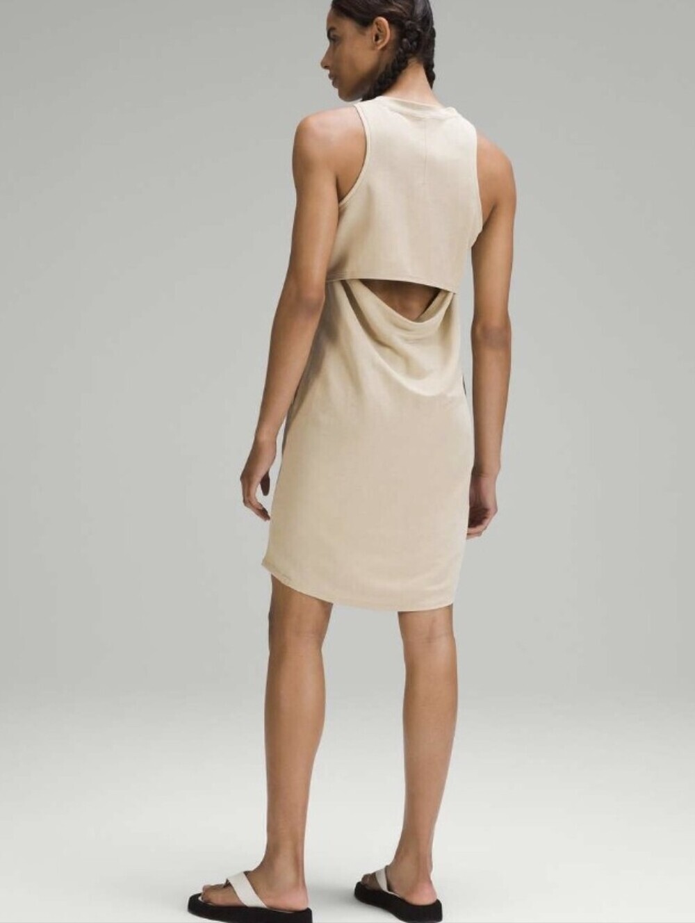Lululemon Back Vent Tank Dress. Scoop High Neck. Sleeveless. Tan. 6. FLAW!